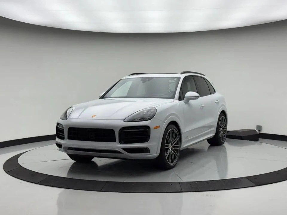 2023 Porsche 9Y0/9Y3 Cayenne GTS - Image 3 of 31