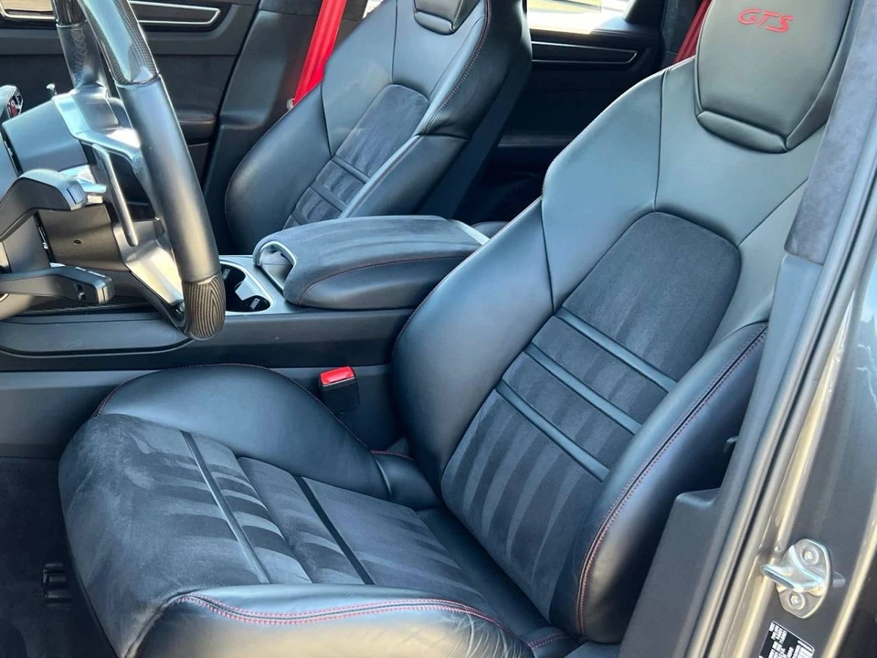 2023 Porsche 9Y0/9Y3 Cayenne GTS - Image 5 of 5
