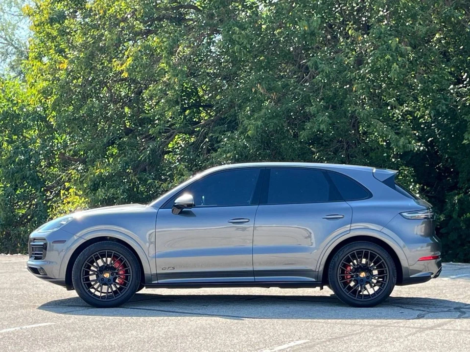 2023 Porsche 9Y0/9Y3 Cayenne GTS - Image 2 of 5