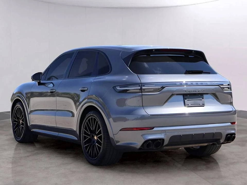 2023 Porsche 9Y0/9Y3 Cayenne GTS - Image 3 of 5