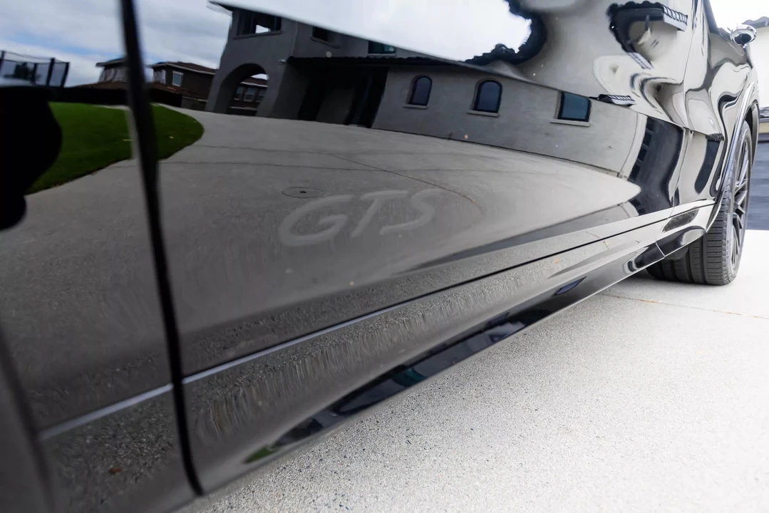 2023 Porsche 9Y0/9Y3 Cayenne GTS - Image 15 of 31
