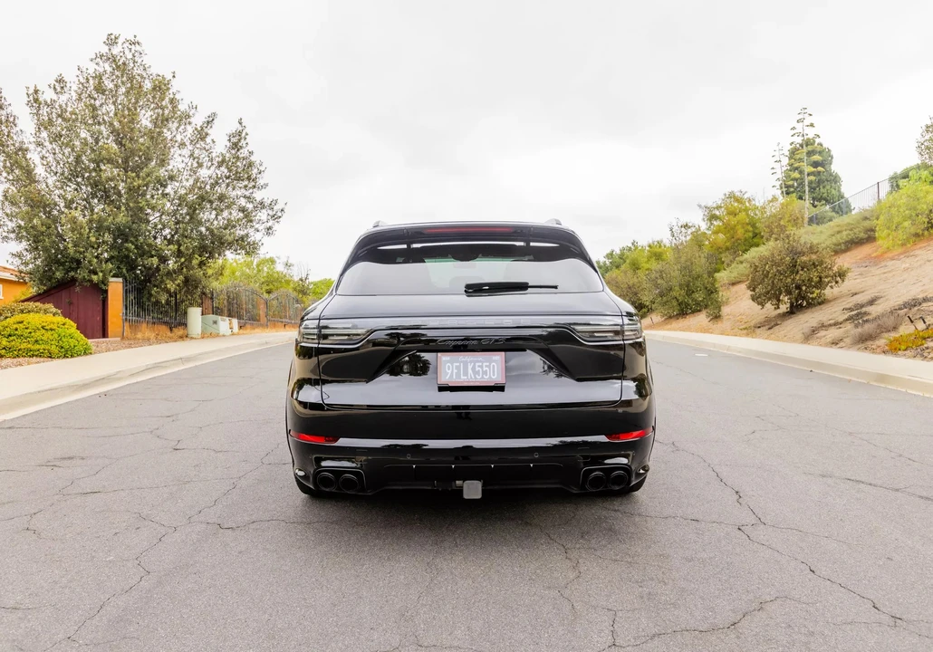 2023 Porsche 9Y0/9Y3 Cayenne GTS - Image 4 of 31