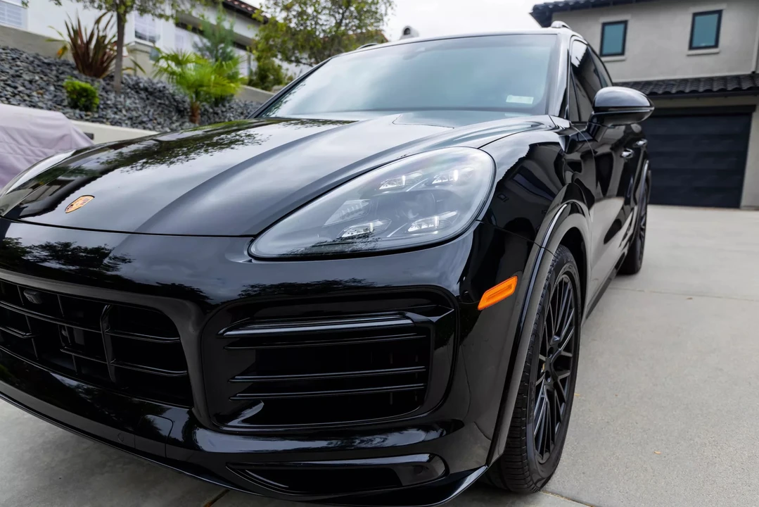 2023 Porsche 9Y0/9Y3 Cayenne GTS - Image 14 of 31