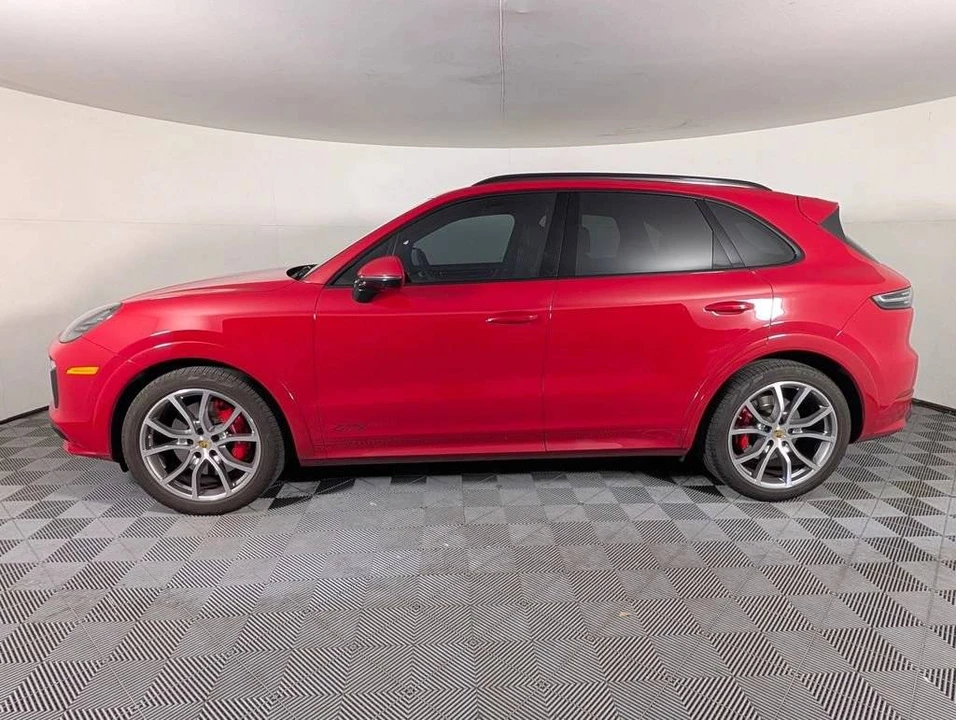 2023 Porsche 9Y0/9Y3 Cayenne GTS - Image 2 of 5