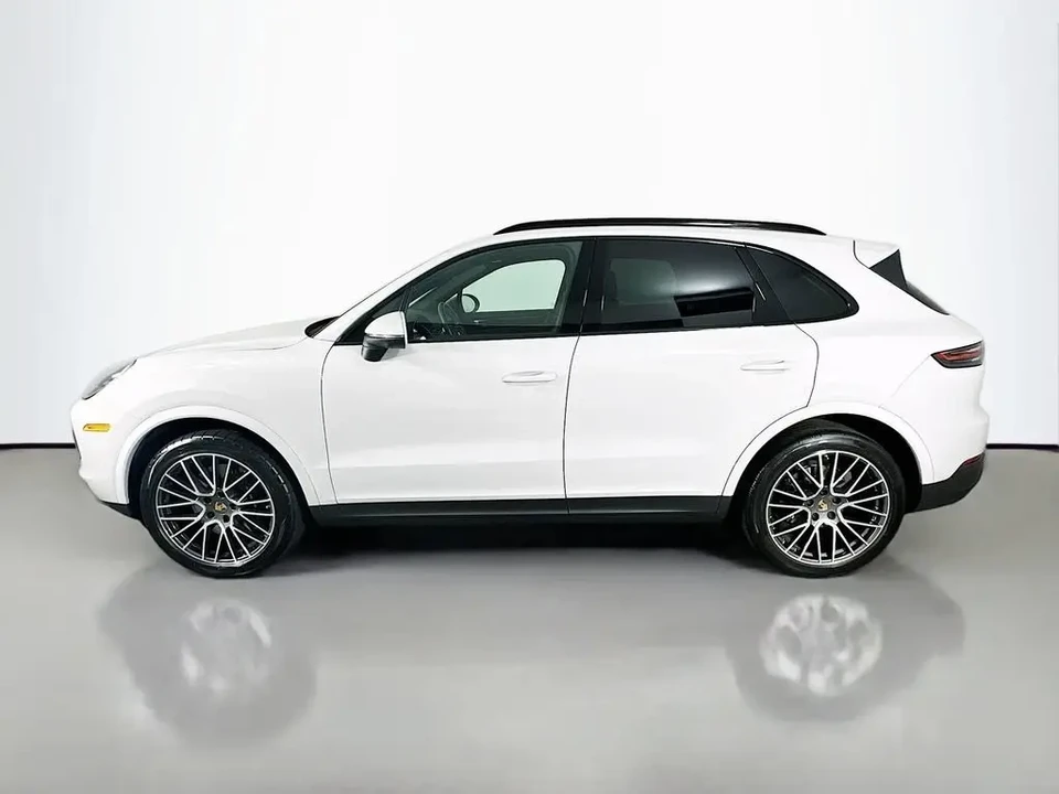 2023 Porsche 9Y0/9Y3 Cayenne - Image 3 of 7