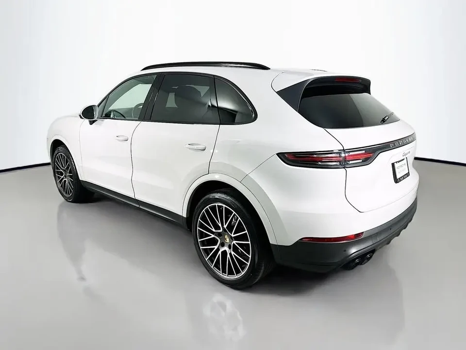 2023 Porsche 9Y0/9Y3 Cayenne - Image 4 of 7