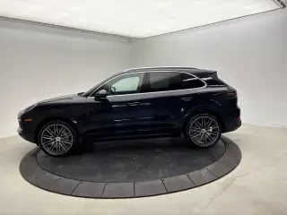 2023 Porsche 9Y0/9Y3 Cayenne - Image 13 of 31