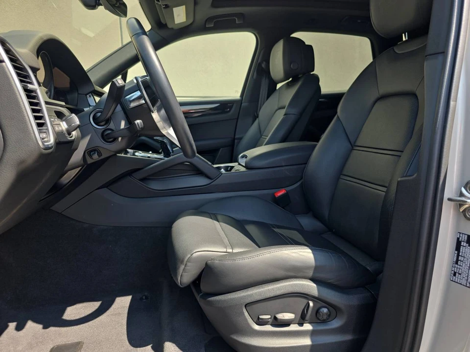 2023 Porsche 9Y0/9Y3 Cayenne - Image 5 of 5