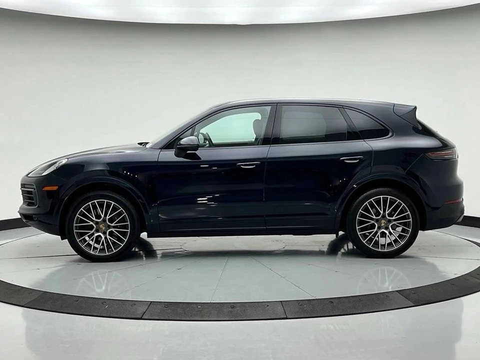 2023 Porsche 9Y0/9Y3 Cayenne - Image 2 of 5