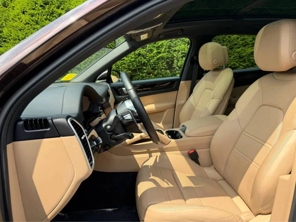 2023 Porsche 9Y0/9Y3 Cayenne - Image 5 of 5