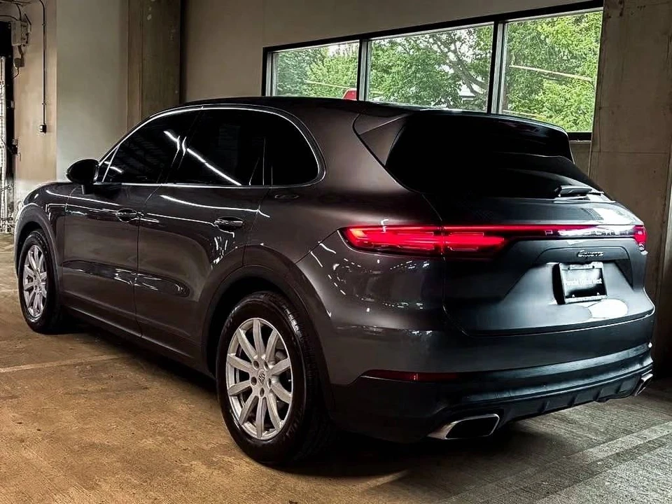 2023 Porsche 9Y0/9Y3 Cayenne - Image 3 of 5