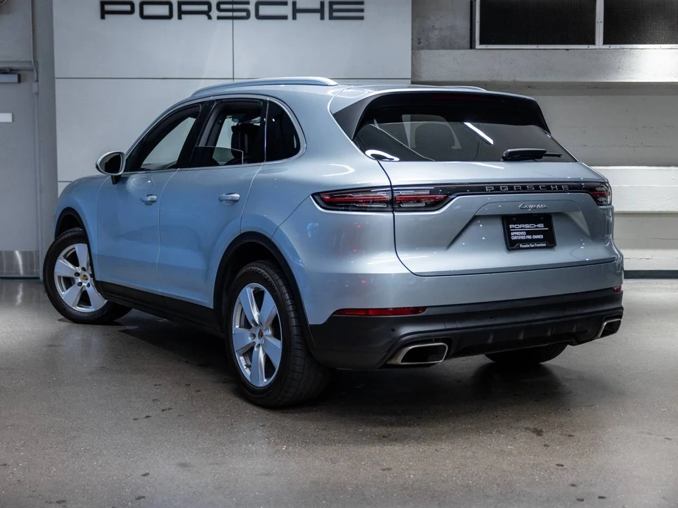 2023 Porsche 9Y0/9Y3 Cayenne - Image 3 of 5