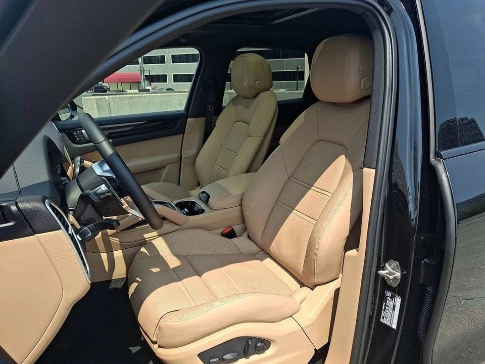 2023 Porsche 9Y0/9Y3 Cayenne - Image 5 of 5