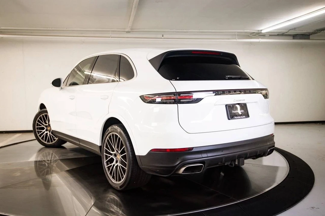 2023 Porsche 9Y0/9Y3 Cayenne - Image 3 of 5