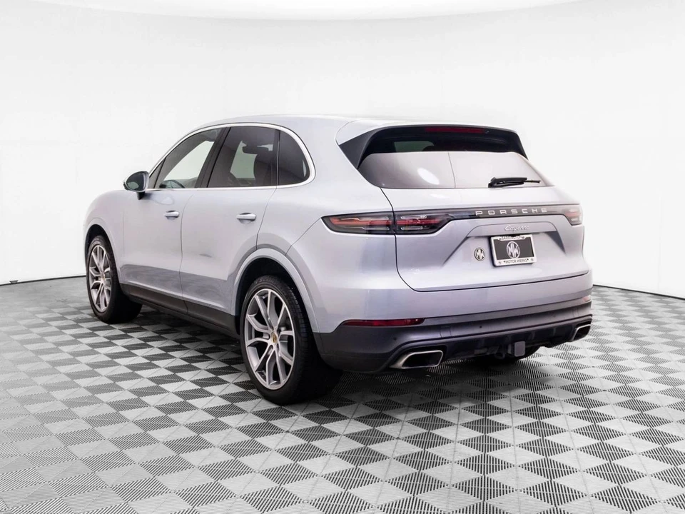 2023 Porsche 9Y0/9Y3 Cayenne - Image 3 of 5