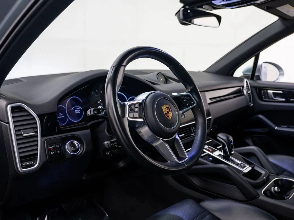 2023 Porsche 9Y0/9Y3 Cayenne - Image 4 of 5