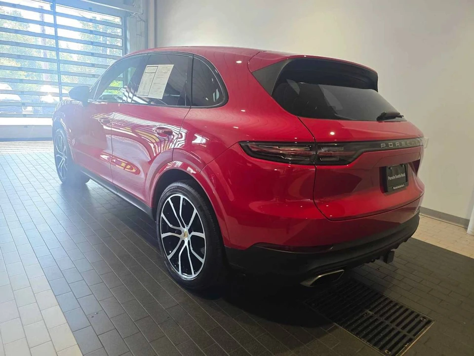 2023 Porsche 9Y0/9Y3 Cayenne - Image 3 of 5
