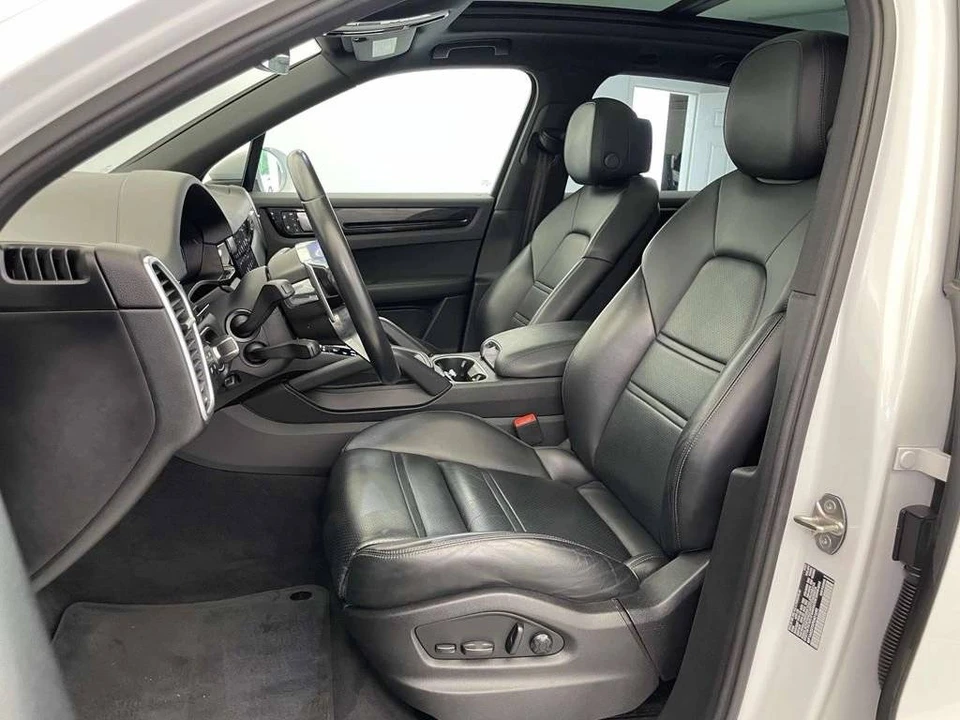 2023 Porsche 9Y0/9Y3 Cayenne - Image 5 of 5
