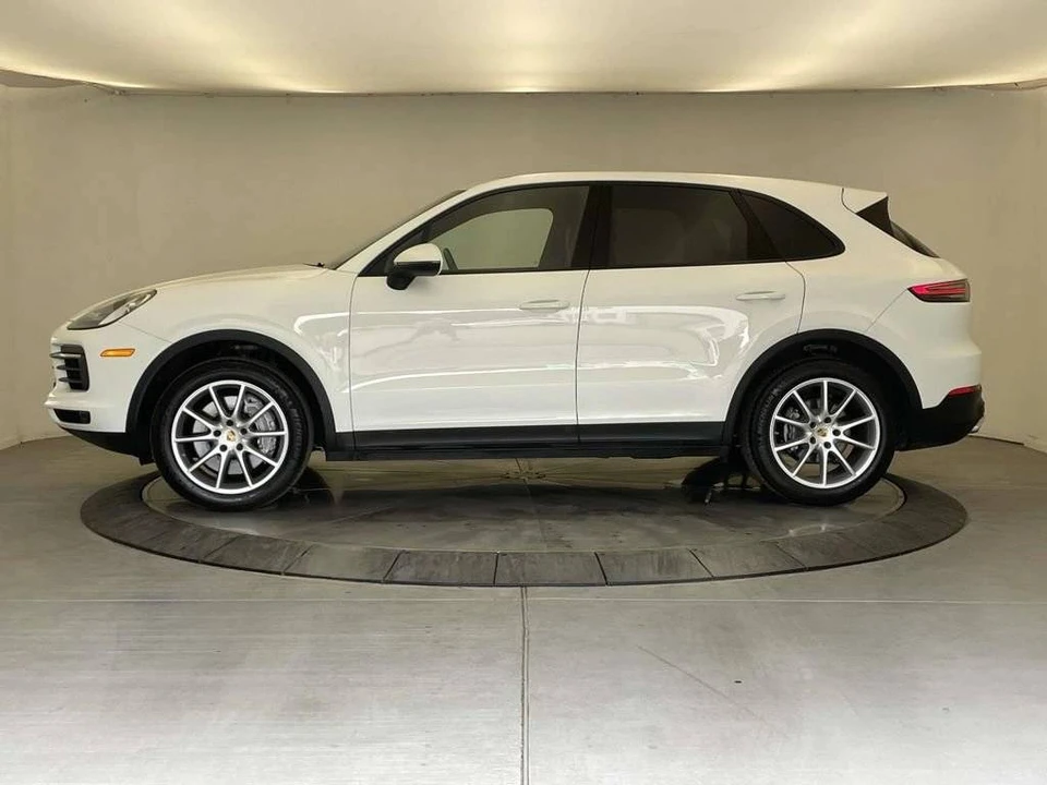 2023 Porsche 9Y0/9Y3 Cayenne - Image 2 of 5