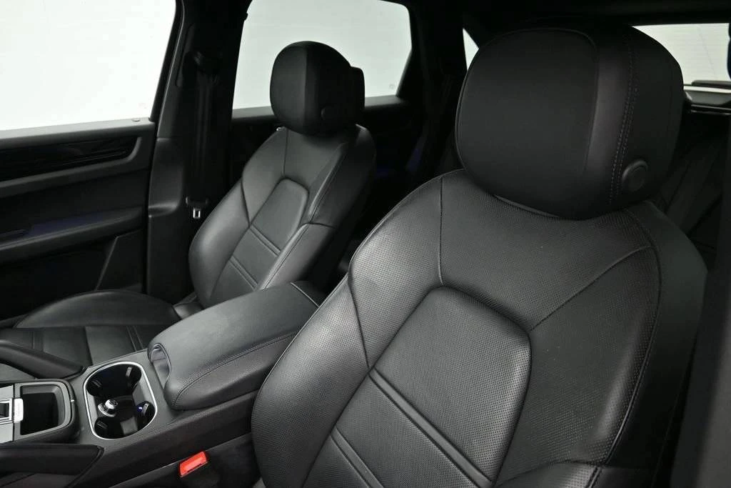 2023 Porsche 9Y0/9Y3 Cayenne - Image 5 of 5
