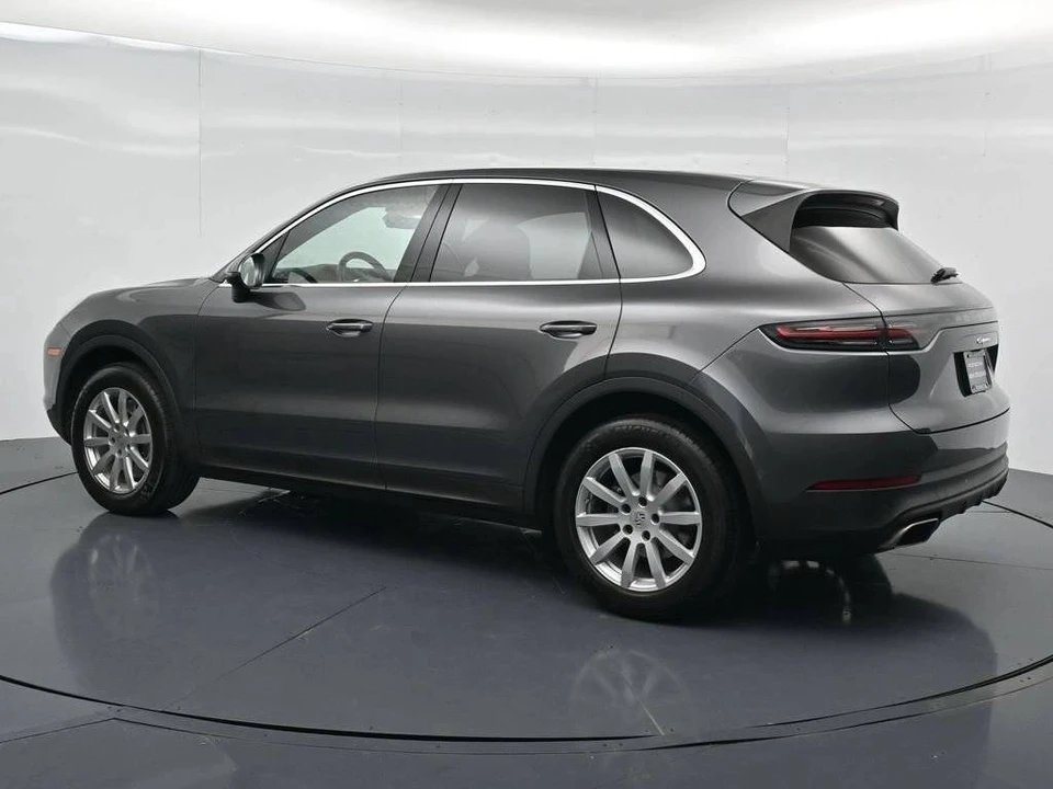 2023 Porsche 9Y0/9Y3 Cayenne - Image 3 of 5
