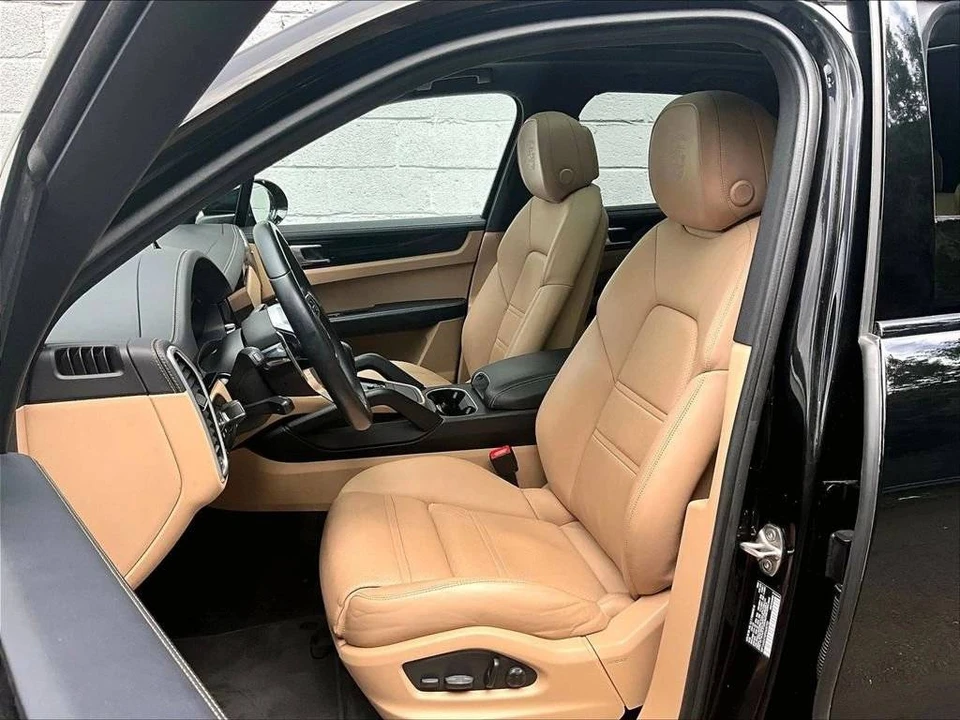2023 Porsche 9Y0/9Y3 Cayenne - Image 5 of 5