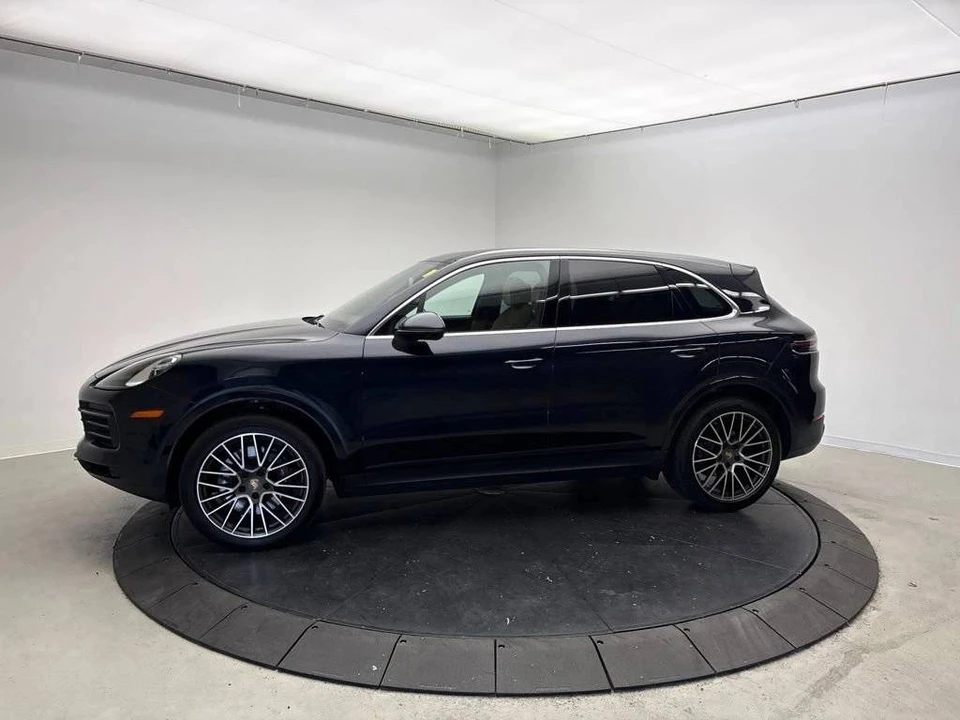 2023 Porsche 9Y0/9Y3 Cayenne - Image 2 of 5