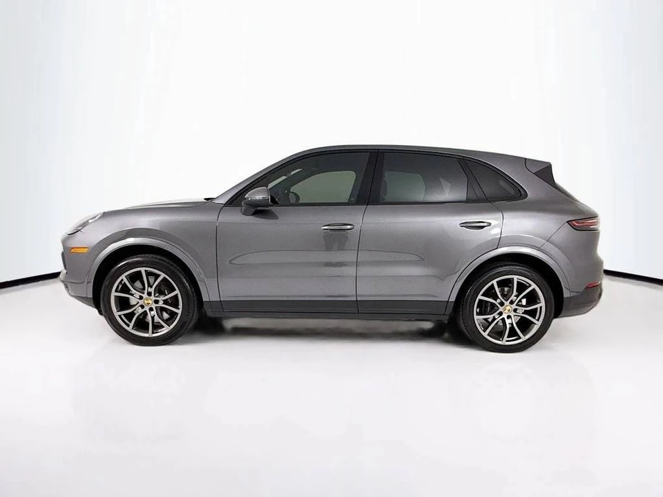 2023 Porsche 9Y0/9Y3 Cayenne - Image 2 of 5