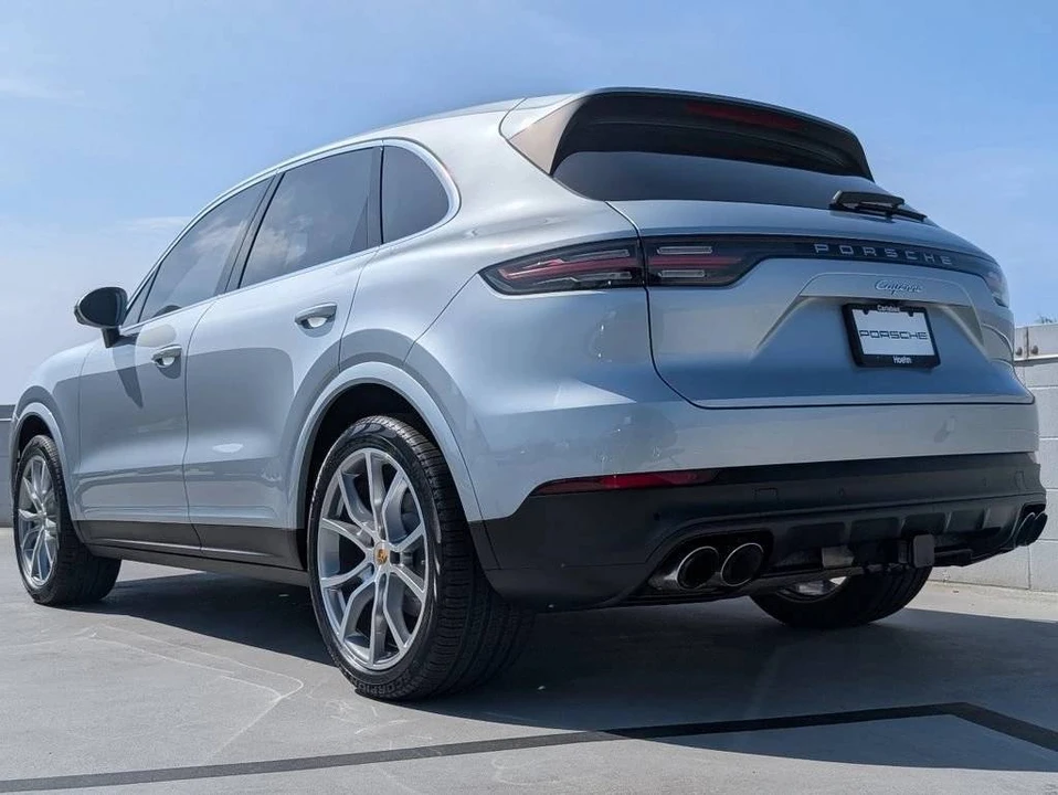 2023 Porsche 9Y0/9Y3 Cayenne - Image 3 of 5