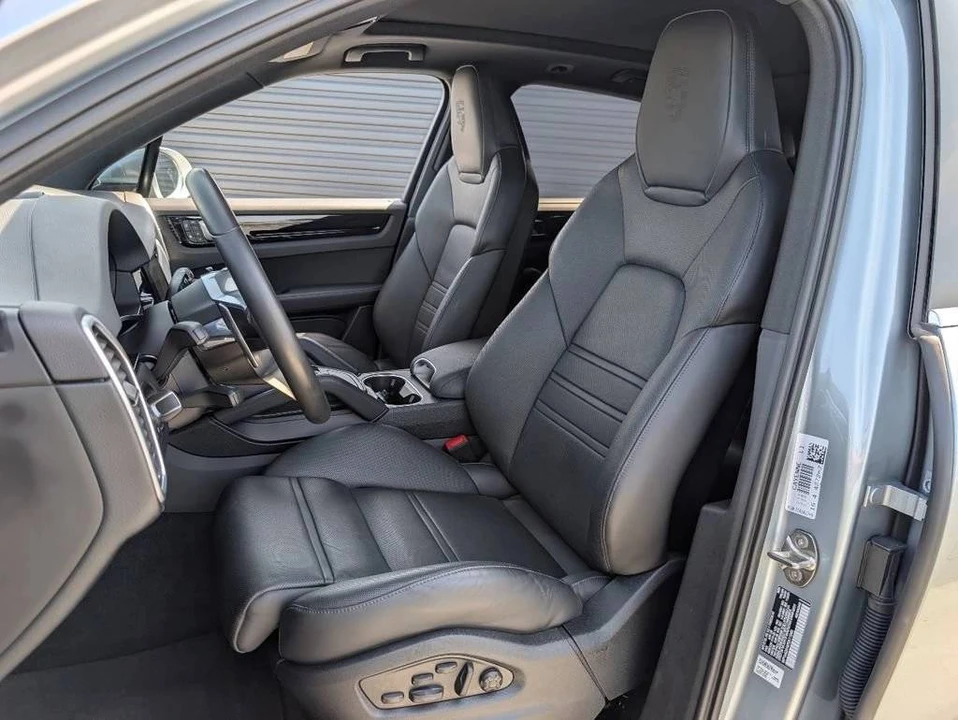 2023 Porsche 9Y0/9Y3 Cayenne - Image 5 of 5