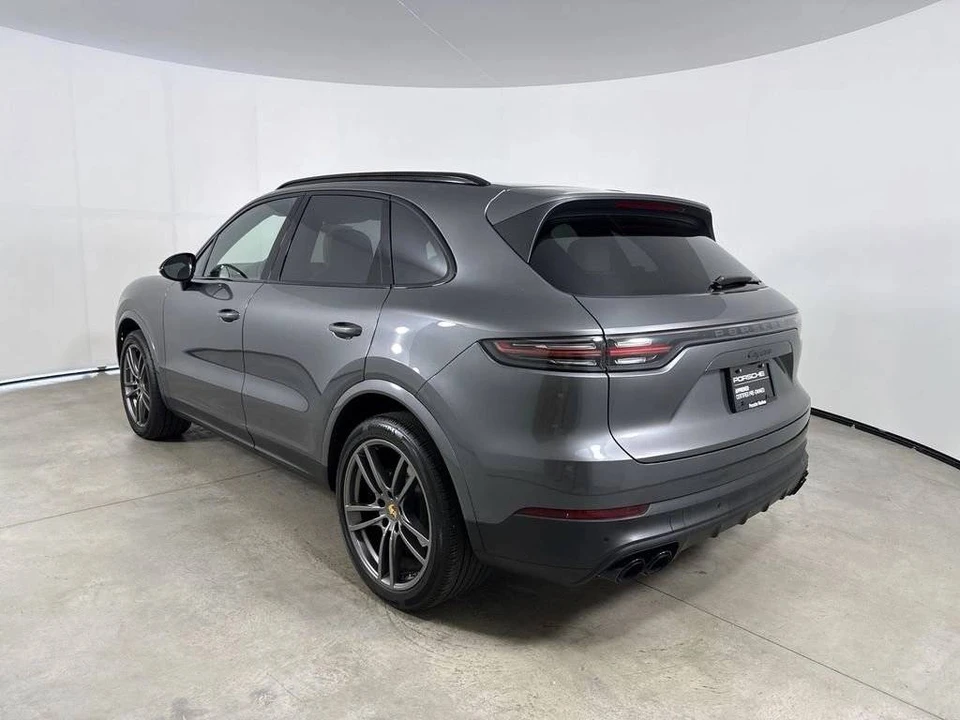2023 Porsche 9Y0/9Y3 Cayenne - Image 3 of 5