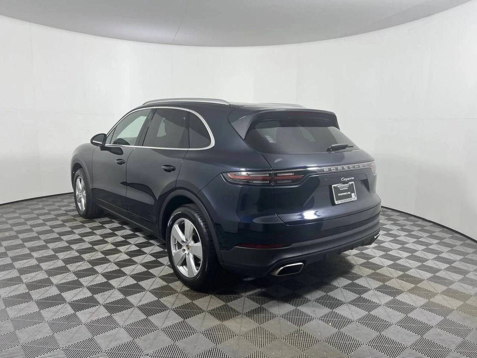 2023 Porsche 9Y0/9Y3 Cayenne - Image 3 of 5