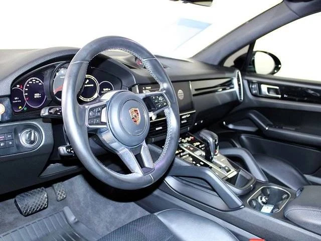 2023 Porsche 9Y0/9Y3 Cayenne - Image 4 of 5