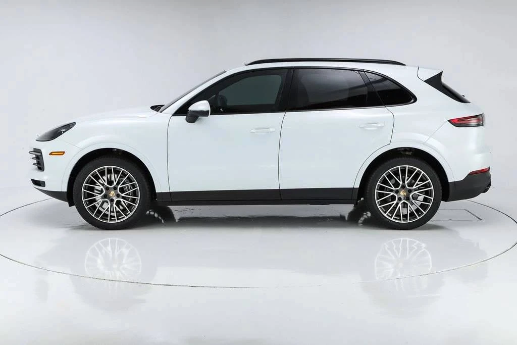 2023 Porsche 9Y0/9Y3 Cayenne - Image 2 of 5