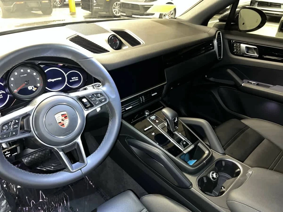 2023 Porsche 9Y0/9Y3 Cayenne - Image 4 of 5