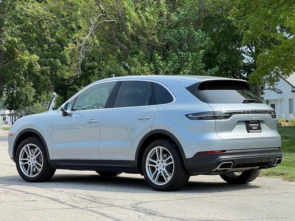 2023 Porsche 9Y0/9Y3 Cayenne - Image 3 of 5