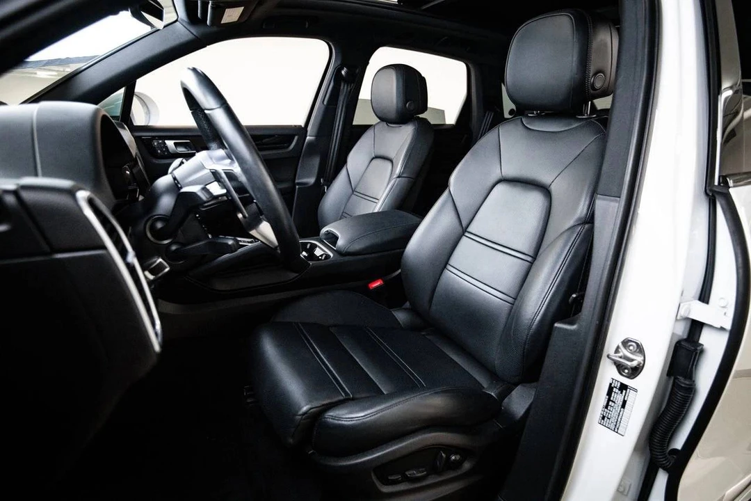2023 Porsche 9Y0/9Y3 Cayenne - Image 5 of 5