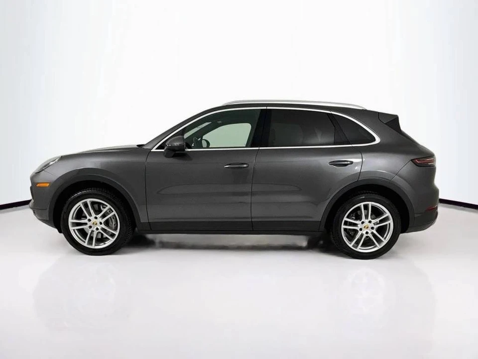 2023 Porsche 9Y0/9Y3 Cayenne - Image 2 of 5