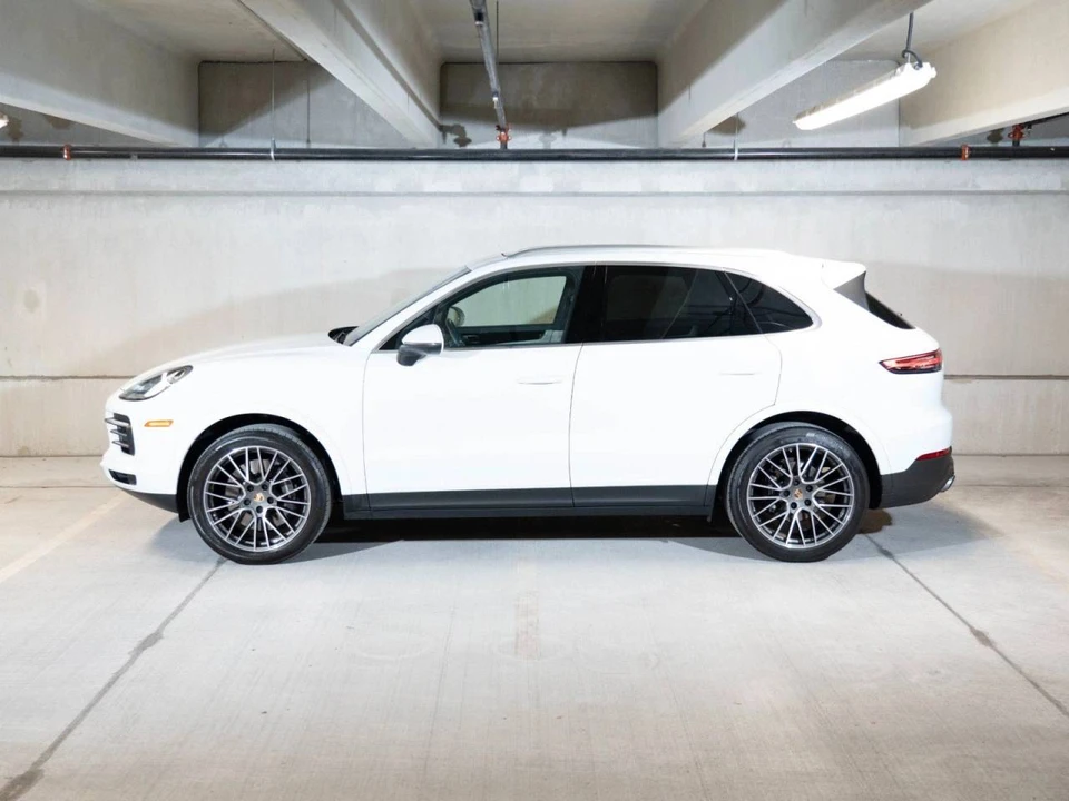 2023 Porsche 9Y0/9Y3 Cayenne - Image 2 of 5