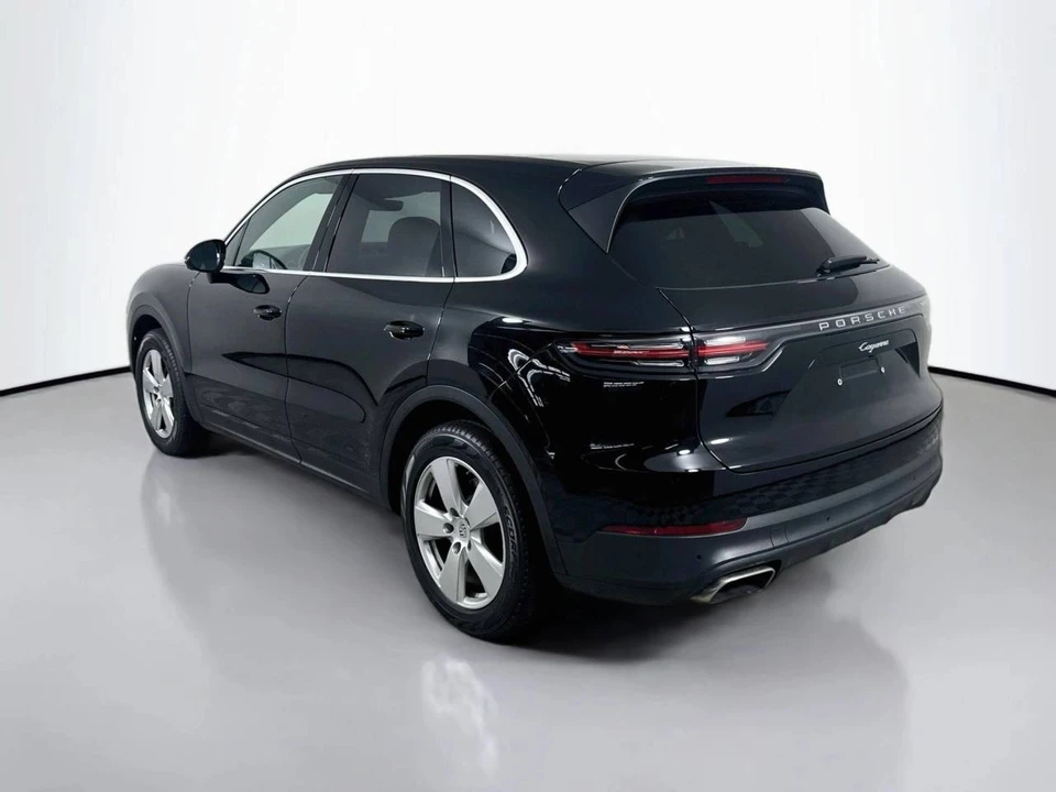 2023 Porsche 9Y0/9Y3 Cayenne - Image 3 of 5