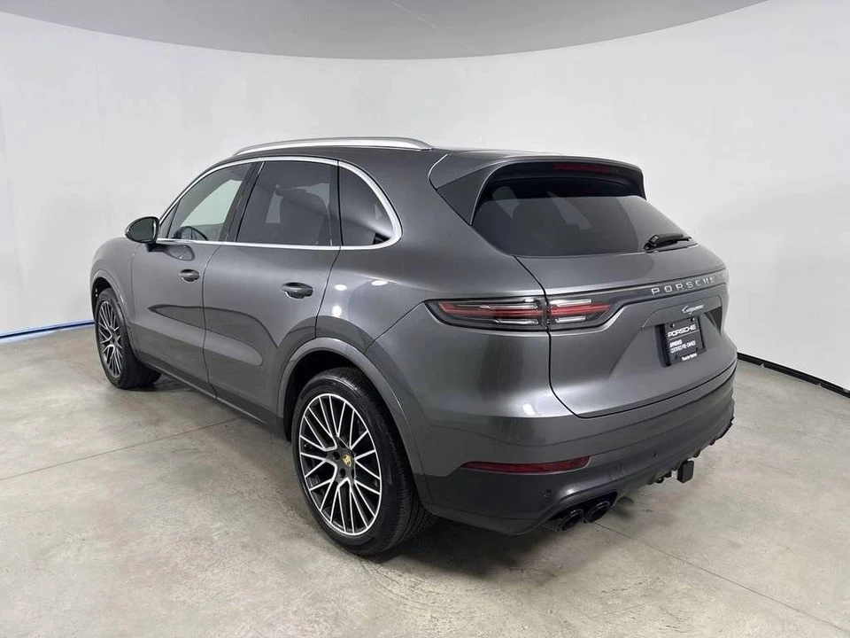 2023 Porsche 9Y0/9Y3 Cayenne - Image 3 of 5