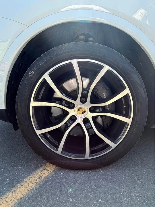 2023 Porsche 9Y0/9Y3 Cayenne - Image 8 of 15