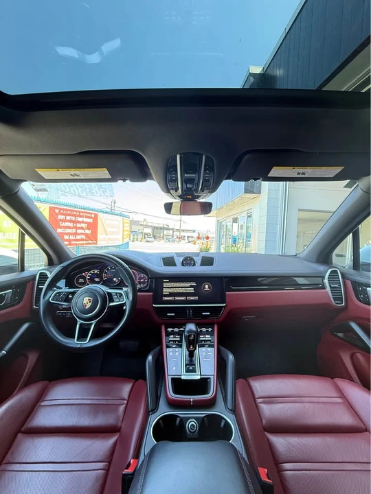2023 Porsche 9Y0/9Y3 Cayenne - Image 10 of 15