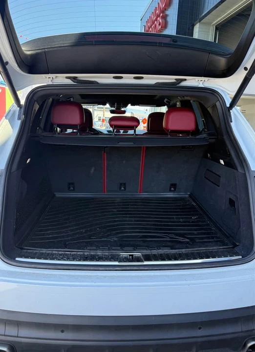 2023 Porsche 9Y0/9Y3 Cayenne - Image 6 of 15