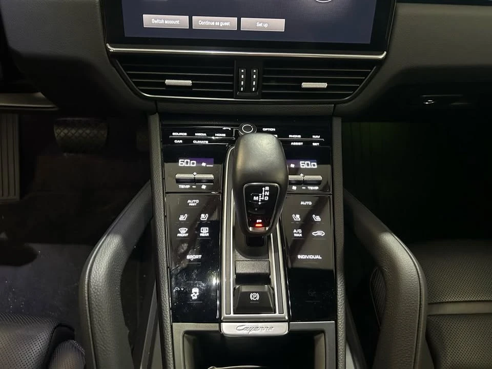 2023 Porsche 9Y0/9Y3 Cayenne - Image 15 of 20