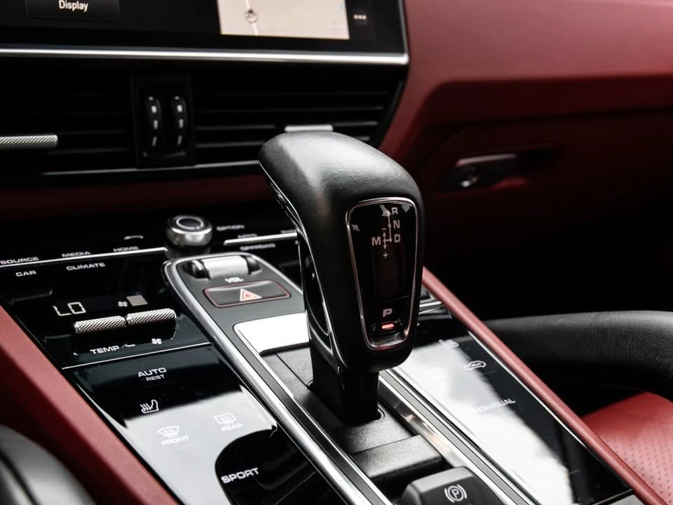 2023 Porsche 9Y0/9Y3 Cayenne - Image 19 of 20