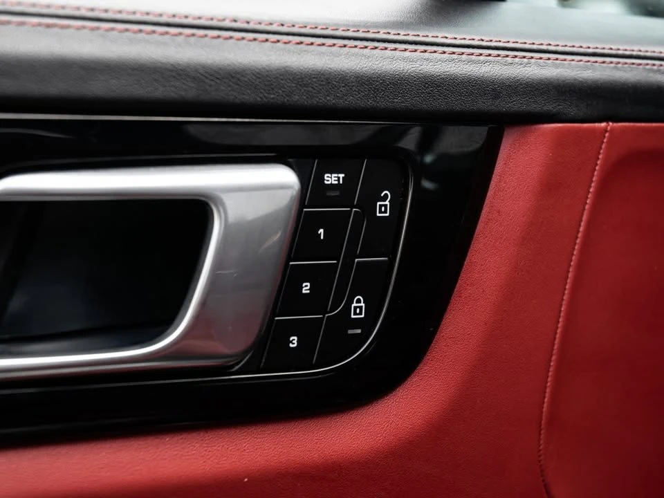 2023 Porsche 9Y0/9Y3 Cayenne - Image 12 of 20
