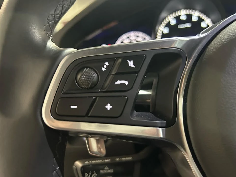 2023 Porsche 9Y0/9Y3 Cayenne - Image 16 of 20