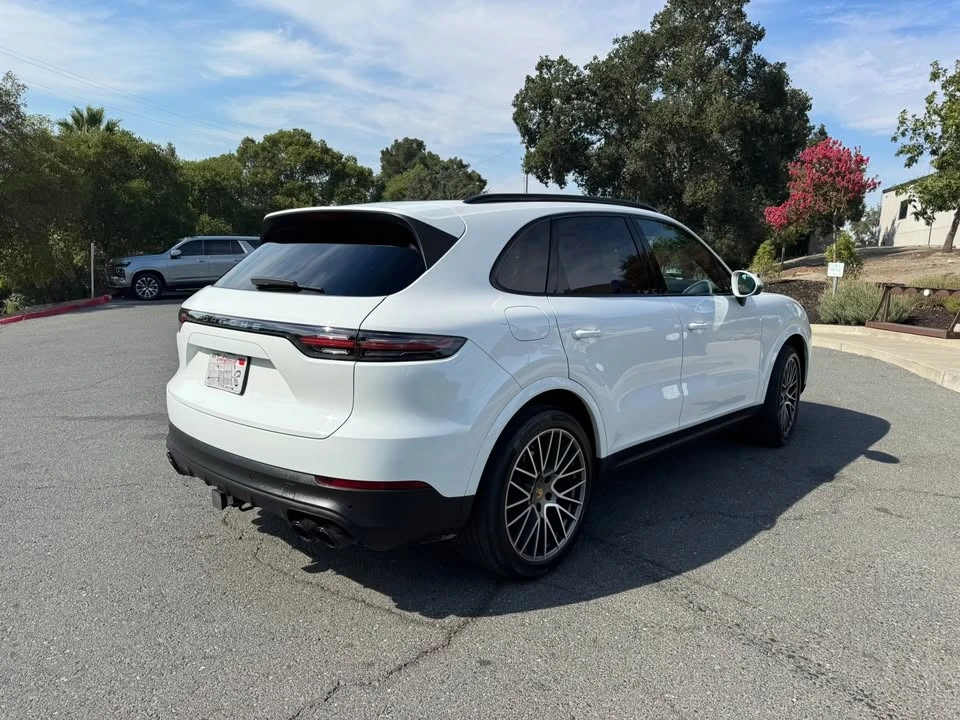 2023 Porsche 9Y0/9Y3 Cayenne - Image 5 of 12