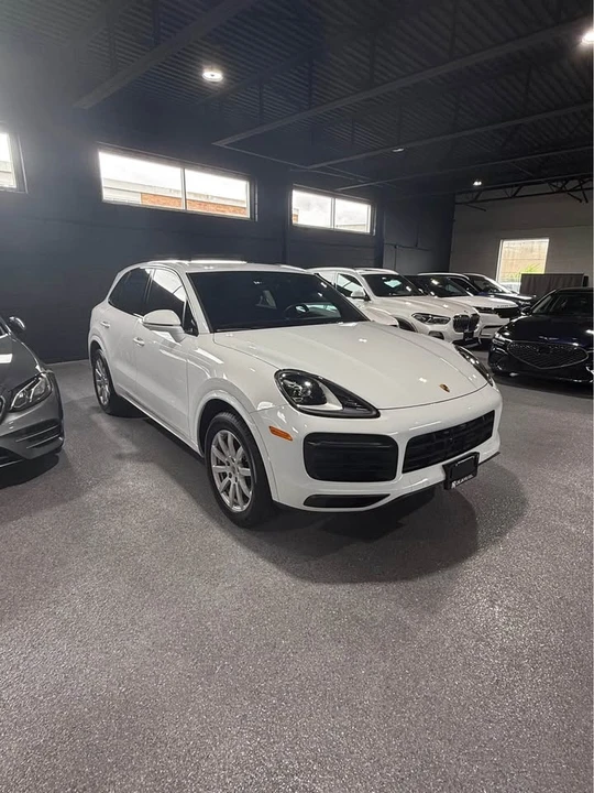 2023 Porsche 9Y0/9Y3 Cayenne - Image 2 of 9